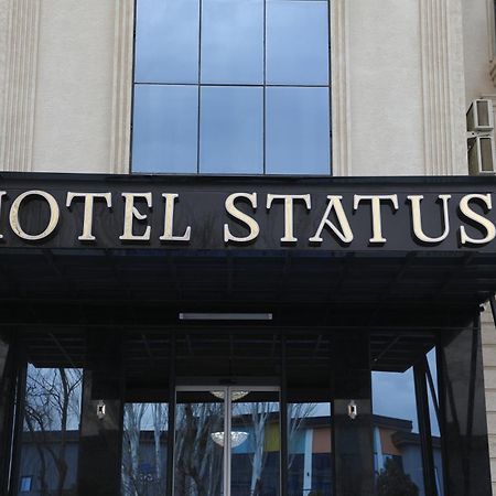 Status Hotel Qarshi Eksteriør billede